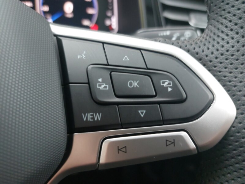 Used Volkswagen T-Roc 2025 for sale - 76289637: Photo 13