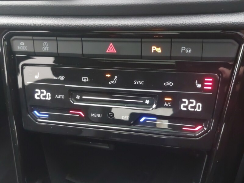 Used Volkswagen T-Roc 2025 for sale - 76289637: Photo 18