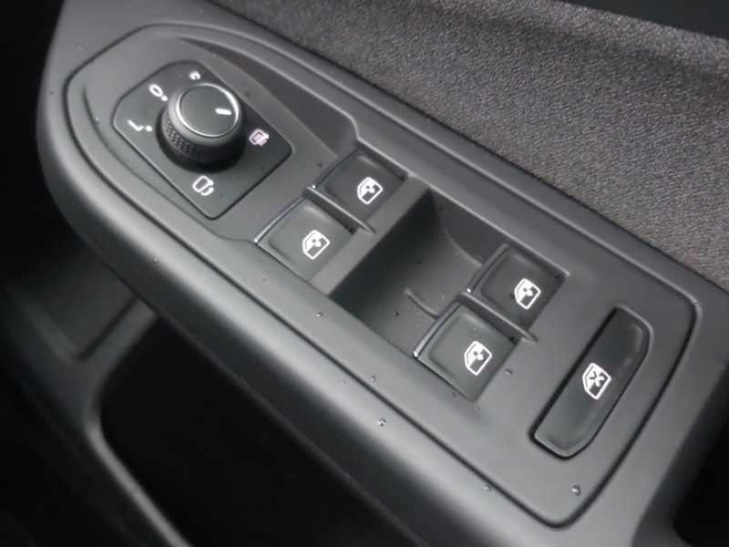 Used Volkswagen Golf 2024 for sale - 77338437: Photo 19