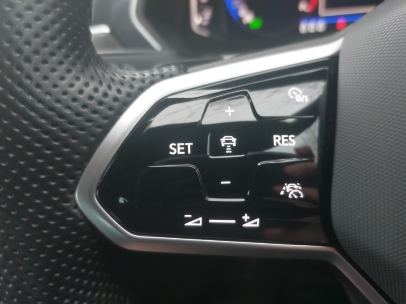 Used Volkswagen Tiguan 2023 for sale - 77689714: Photo 12