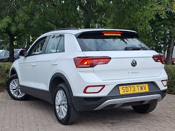 Used Volkswagen T-Roc 2023 for sale - 79776968: Photo