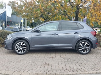 Used Volkswagen Polo 2024 for sale - 76282306: Photo