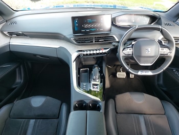 Used Peugeot 3008 2021 for sale - 76145588: Photo 2