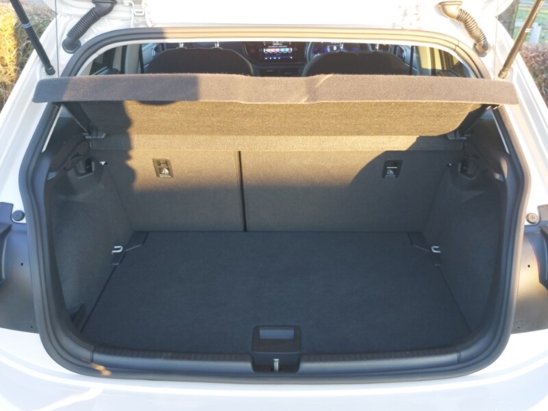 Used Volkswagen Polo 2024 for sale - 77284805: Photo 8