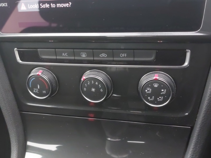 Used Volkswagen Golf 2019 for sale - 76427502: Photo 18