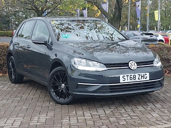 Used Volkswagen Golf 2019 for sale - 76427502: Photo