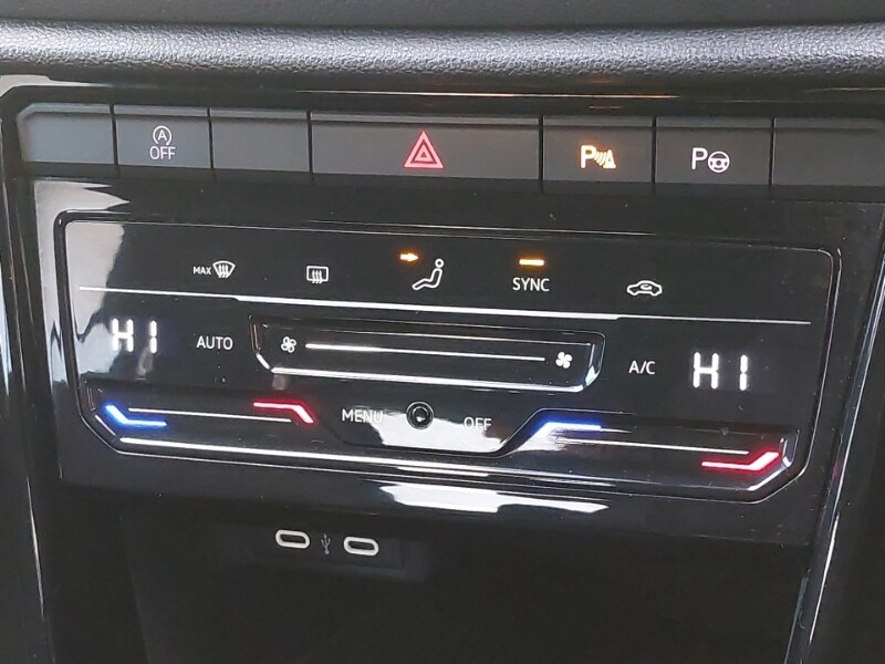 Used Volkswagen T-Roc 2023 for sale - 76860745: Photo 18