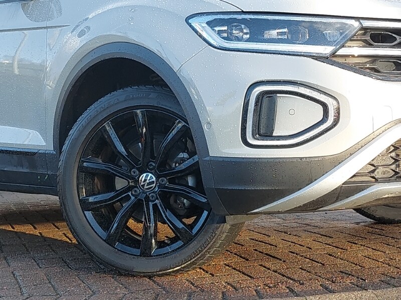 Used Volkswagen T-Roc 2023 for sale - 76860745: Photo 9