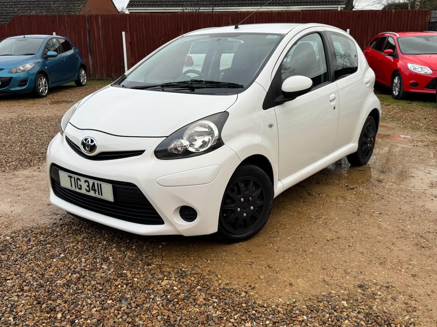 Used Toyota AYGO 2012 for sale - 77989464: Photo 2