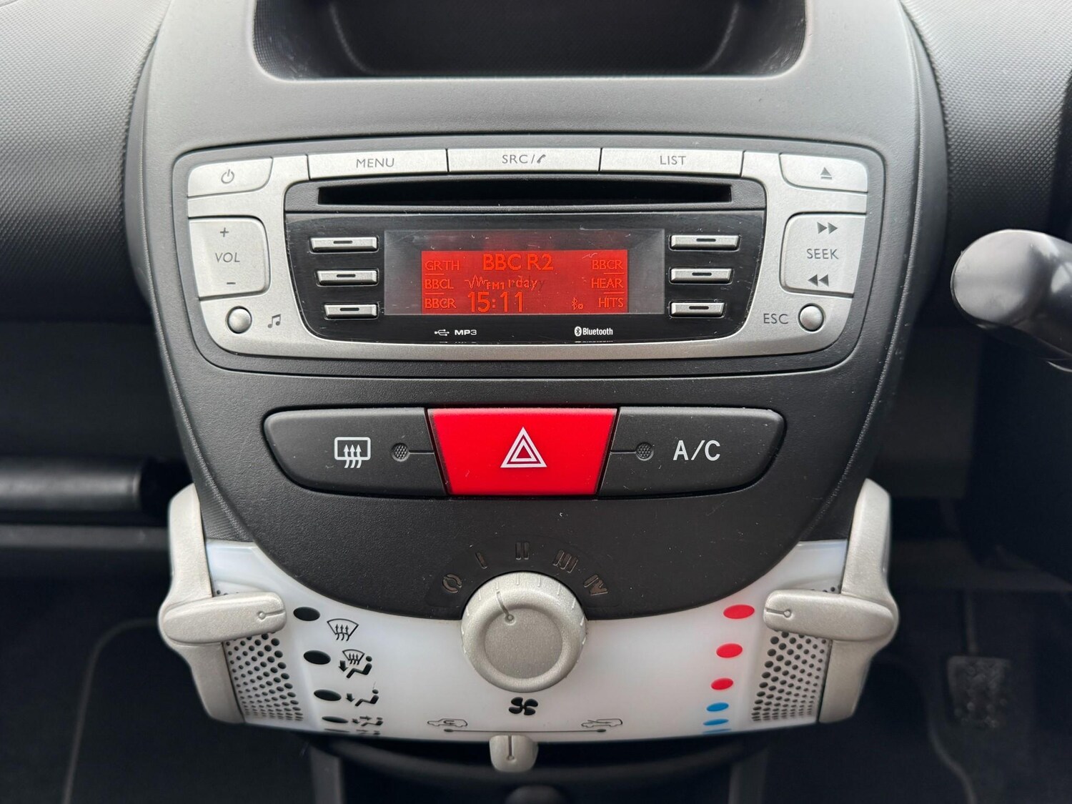 Used Toyota AYGO 2012 for sale - 77989464: Photo 23