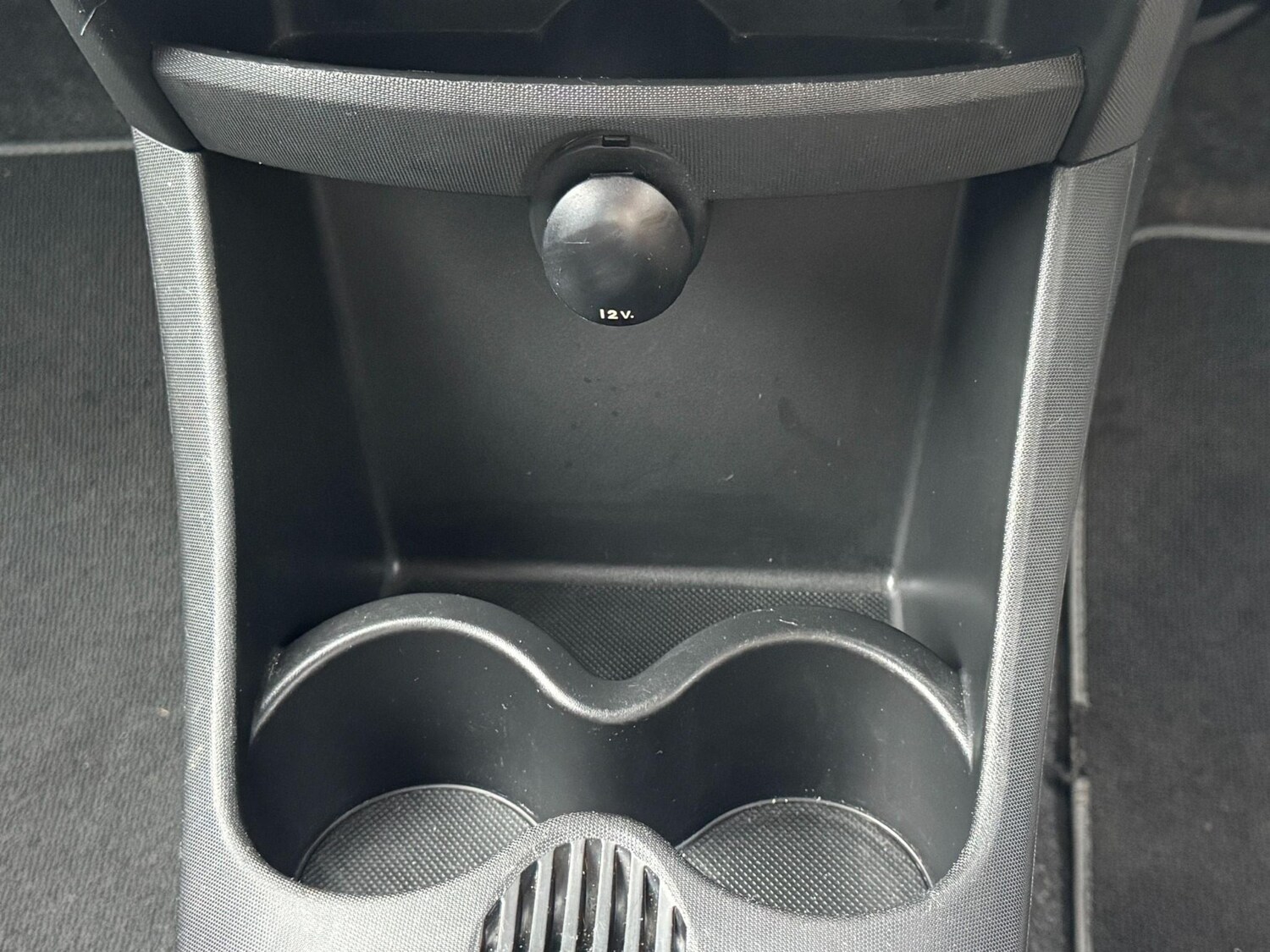 Used Toyota AYGO 2012 for sale - 77989464: Photo 24