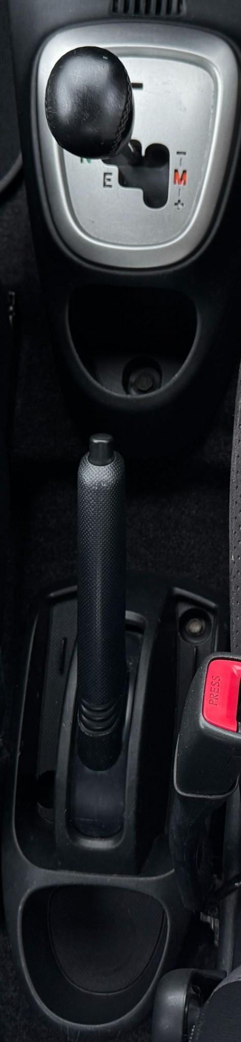 Used Toyota AYGO 2012 for sale - 77989464: Photo 25