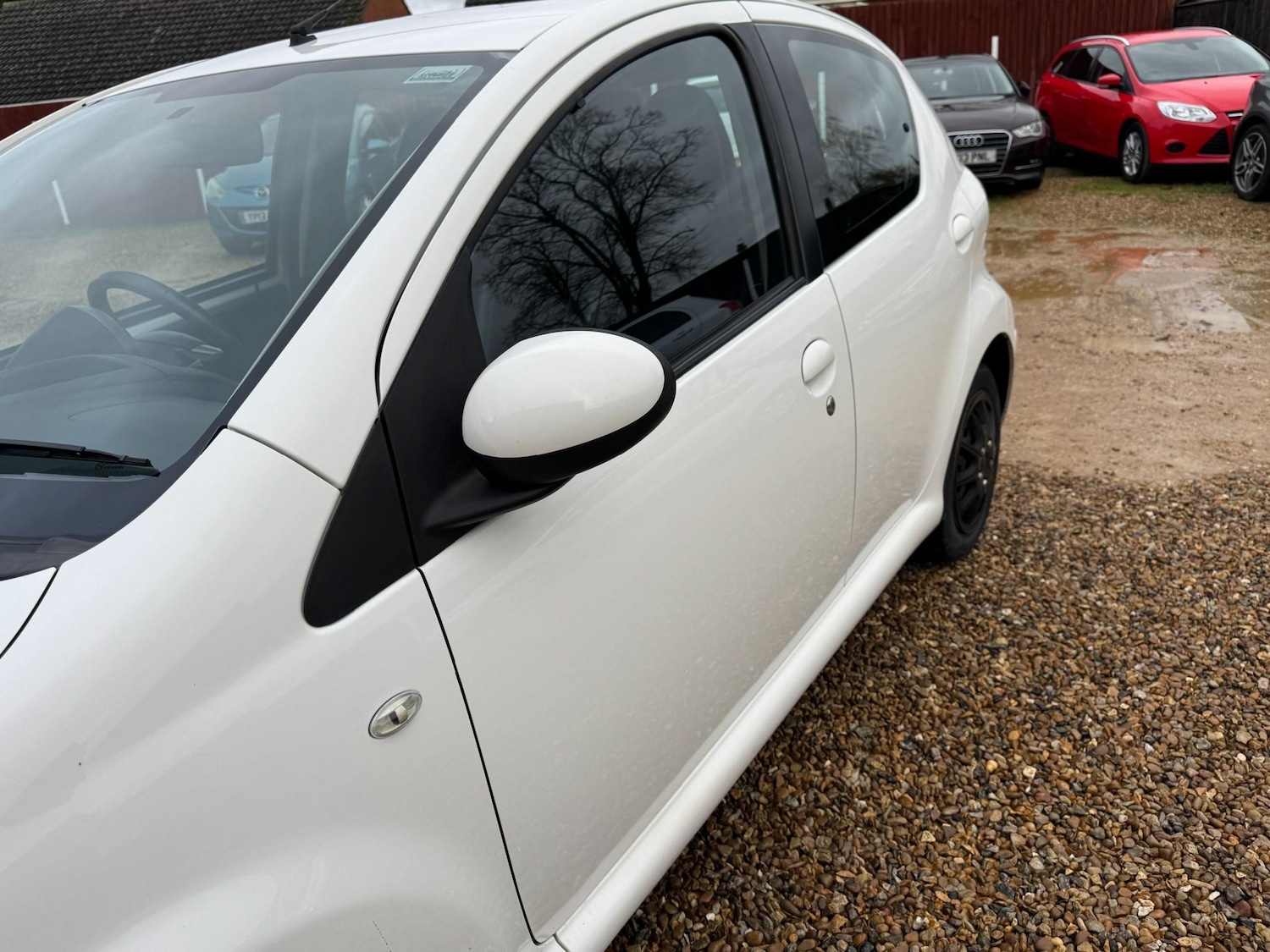 Used Toyota AYGO 2012 for sale - 77989464: Photo 9