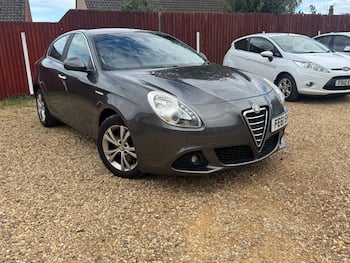 Used Alfa Romeo Giulietta 2011 for sale - 79756774: Photo