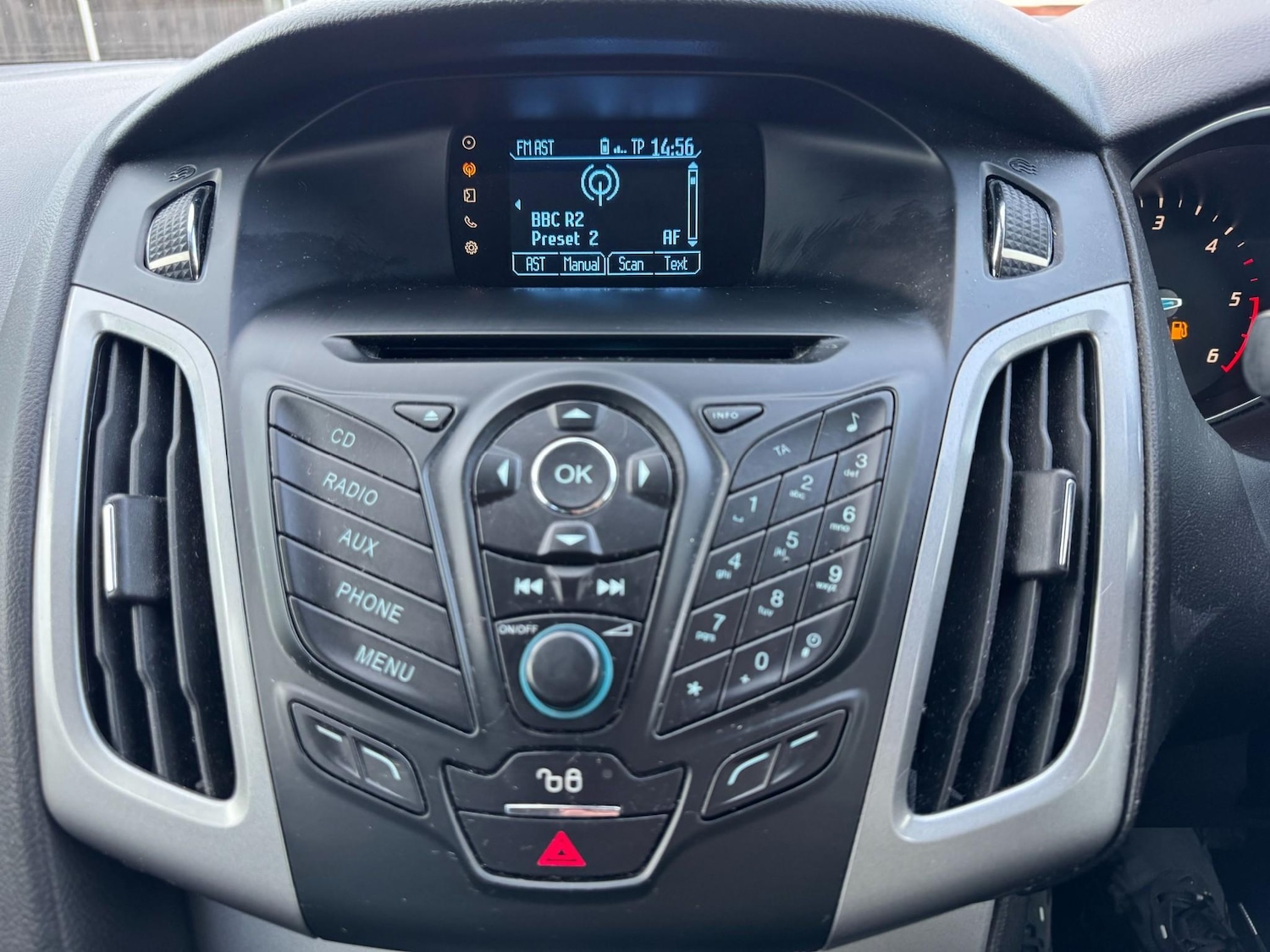 Used Ford Focus 2013 for sale - 77989483: Photo 26