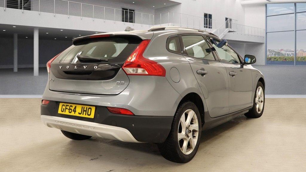 Used Volvo V40 2014 for sale - 77989498: Photo 3