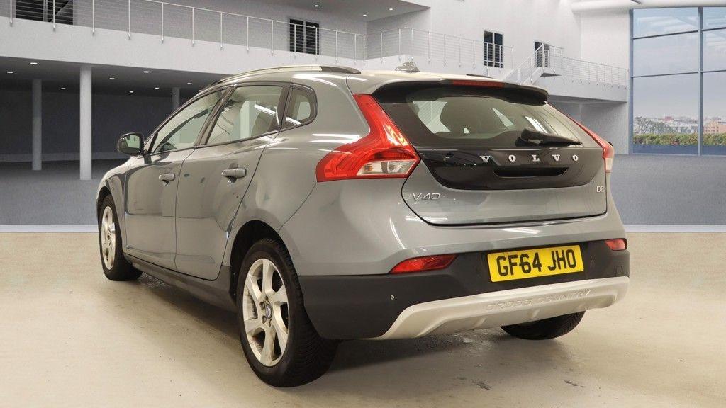 Used Volvo V40 2014 for sale - 77989498: Photo 4