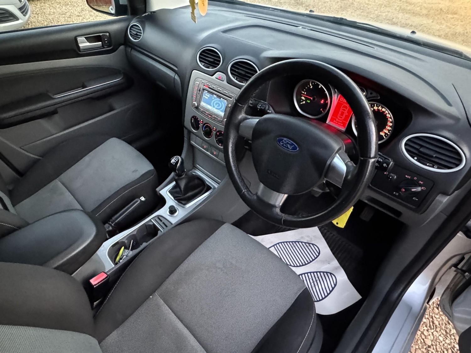 Used Ford Focus 2011 for sale - 77989468: Photo 23