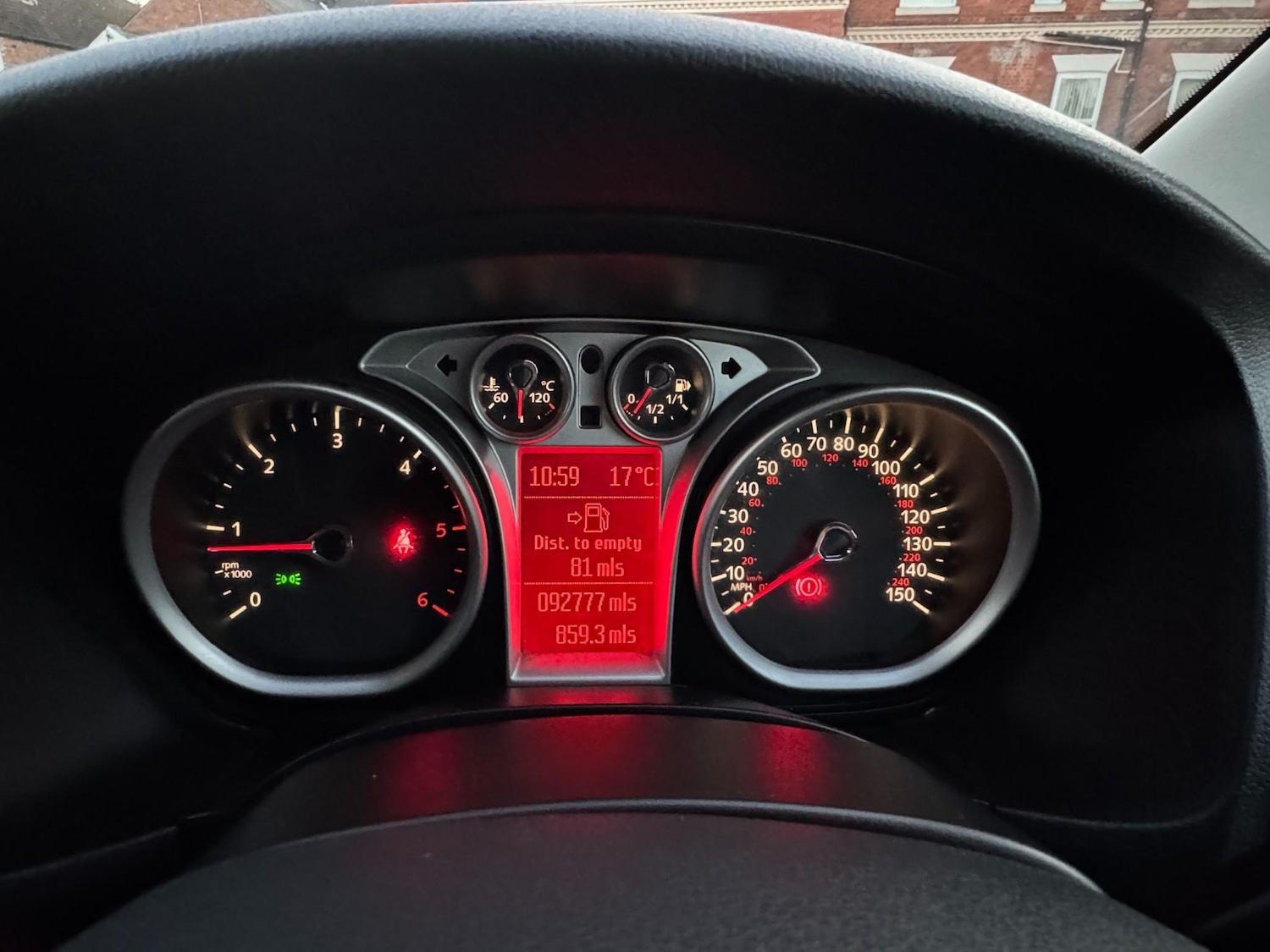 Used Ford Focus 2011 for sale - 77989468: Photo 5