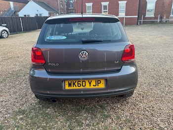 Used Volkswagen Polo 2010 for sale - 79019874: Photo