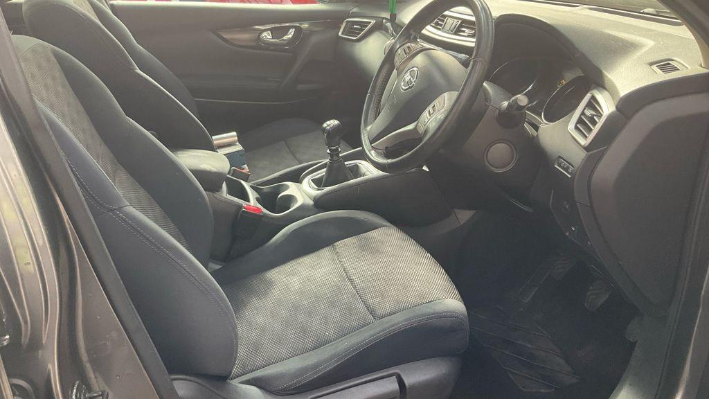 Used Nissan Qashqai 2015 for sale - 78158073: Photo 9