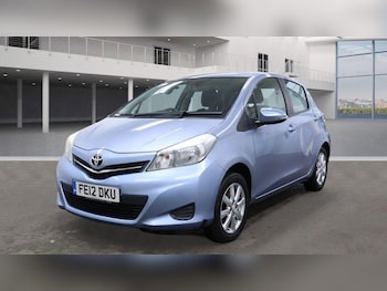 Used Toyota Yaris 2012 for sale - 77989501: Photo