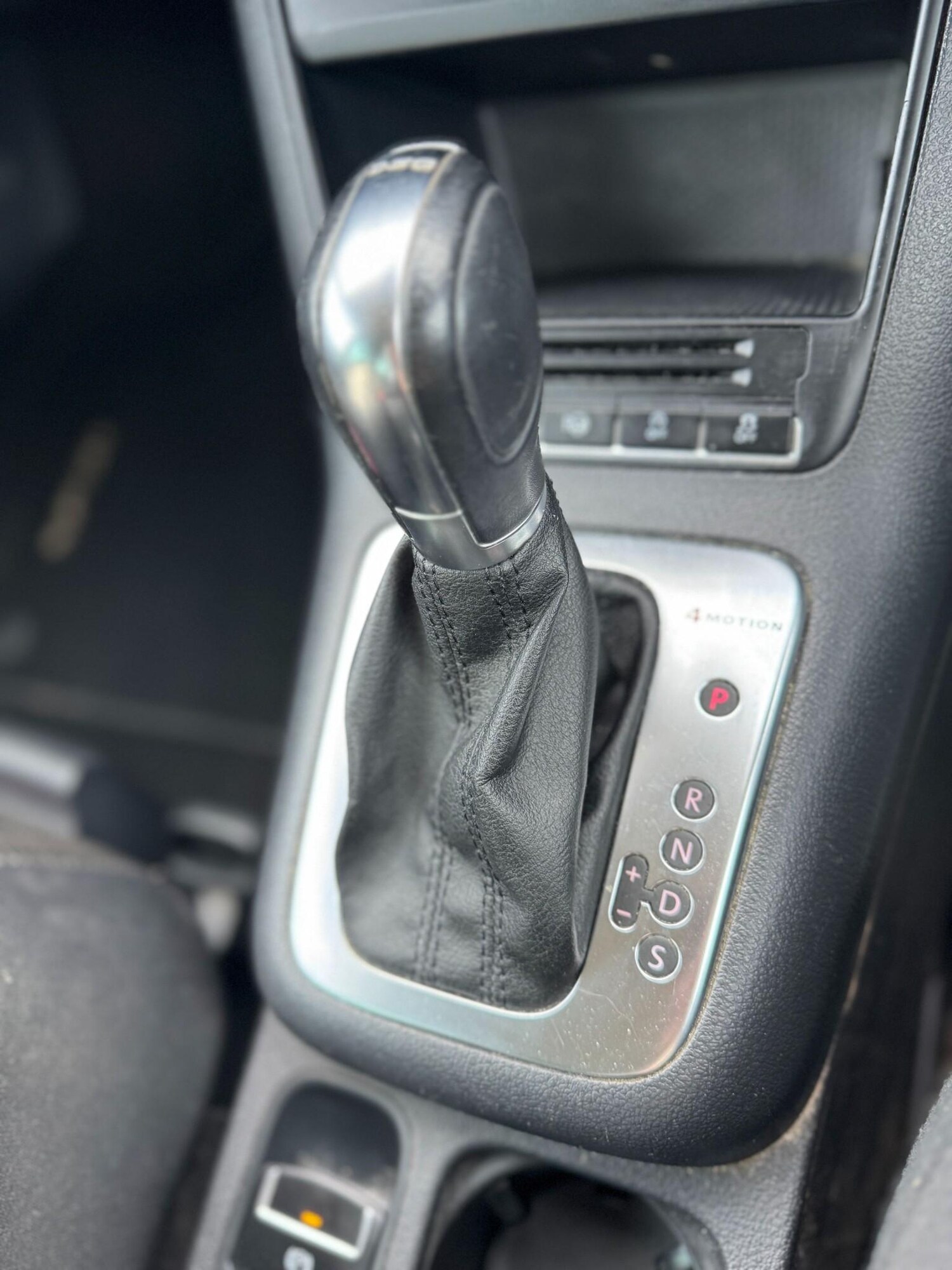 Used Volkswagen Tiguan 2012 for sale - 77989502: Photo 25