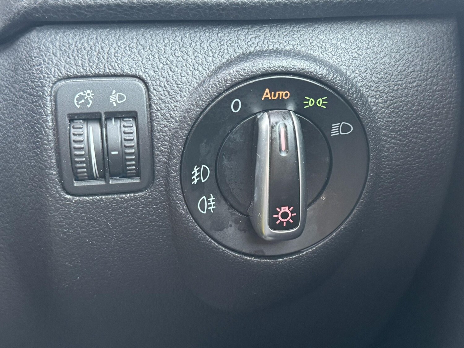 Used Volkswagen Tiguan 2012 for sale - 77989502: Photo 33