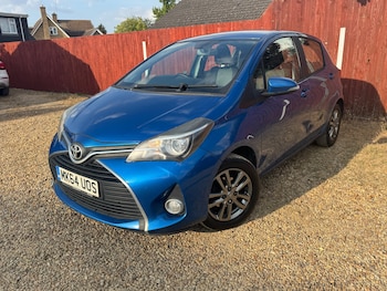 Used Toyota Yaris 2014 for sale - 79362818: Photo