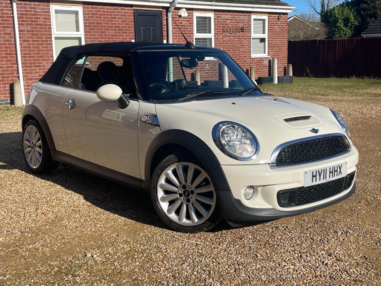 Used MINI Convertible 2011 for sale - 77989462: Photo 22