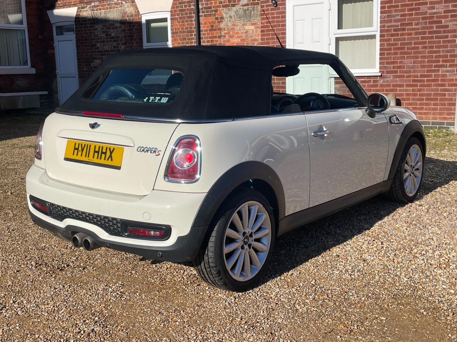 Used MINI Convertible 2011 for sale - 77989462: Photo 28
