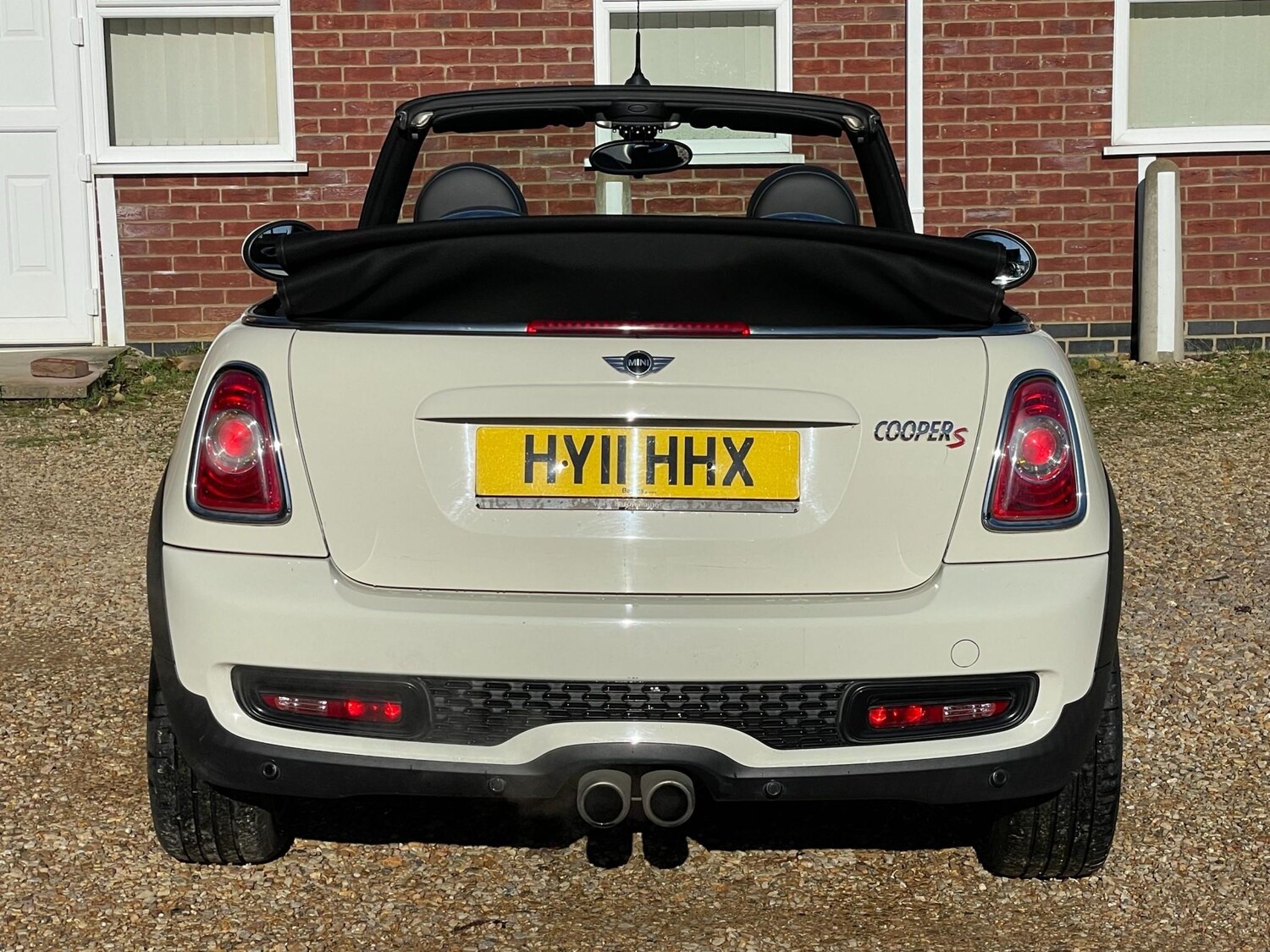 Used MINI Convertible 2011 for sale - 77989462: Photo 3