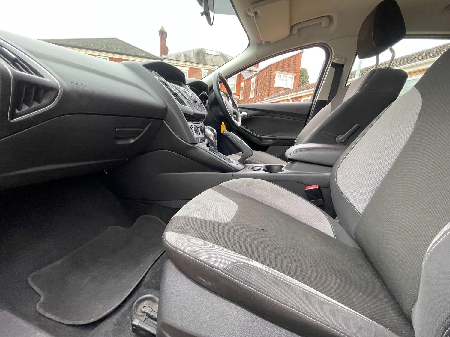 Used Ford Focus 2011 for sale - 77989467: Photo 17