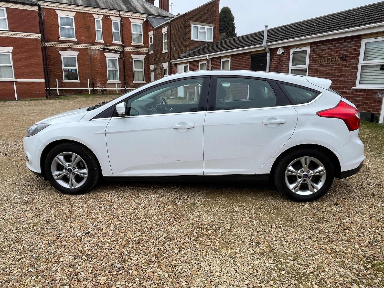 Used Ford Focus 2011 for sale - 77989467: Photo 7