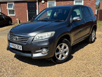 Used Toyota RAV4 2010 for sale - 79362822: Photo