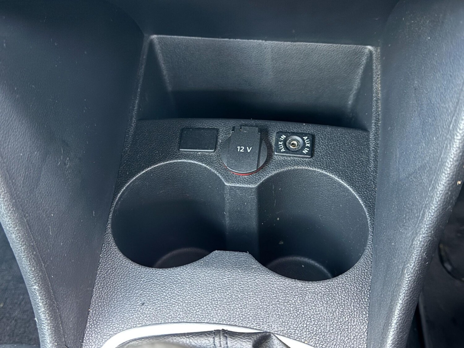 Used Volkswagen Polo 2011 for sale - 77989463: Photo 24