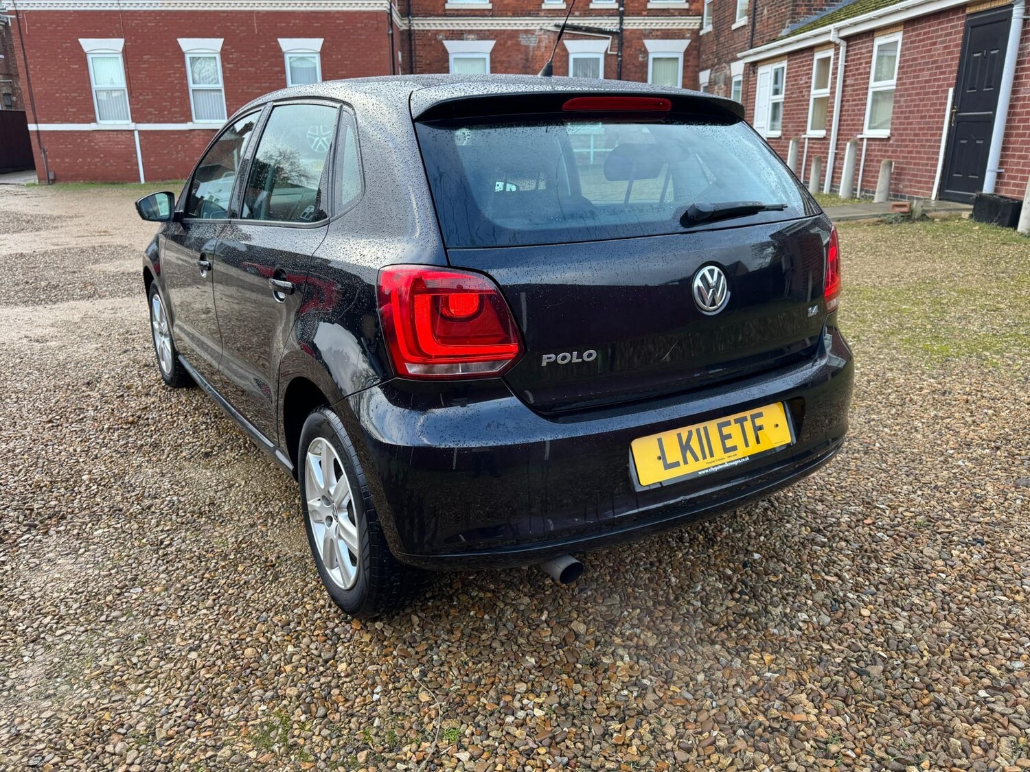 Used Volkswagen Polo 2011 for sale - 77989463: Photo 8