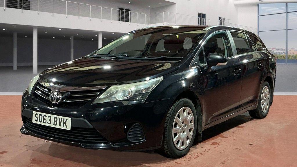 Used Toyota Avensis 2013 for sale - 78015752: Photo 2