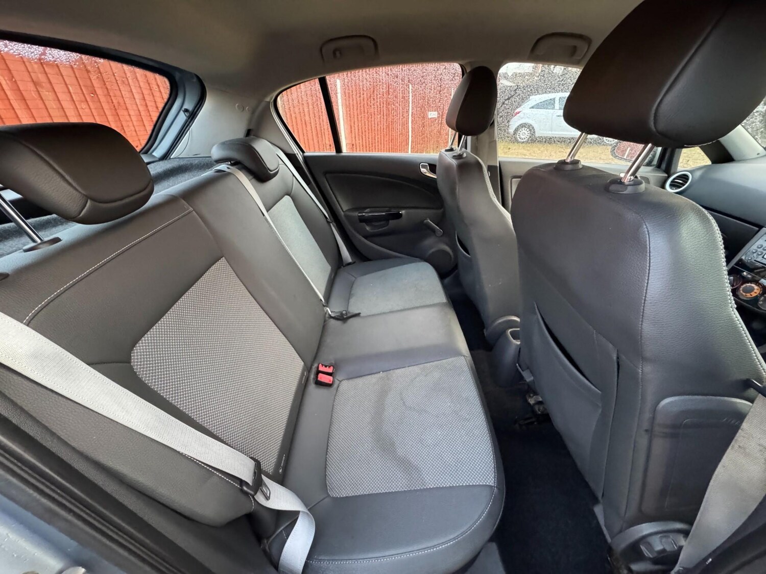 Used Vauxhall Corsa 2010 for sale - 77989465: Photo 15