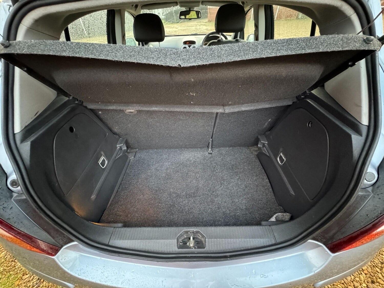 Used Vauxhall Corsa 2010 for sale - 77989465: Photo 18