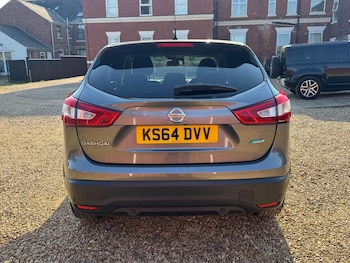 Used Nissan Qashqai 2015 for sale - 79362808: Photo