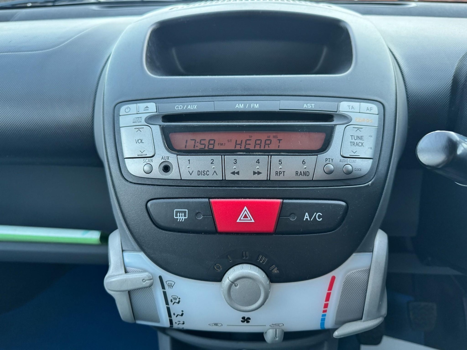 Used Peugeot 107 2008 for sale - 77989490: Photo 21