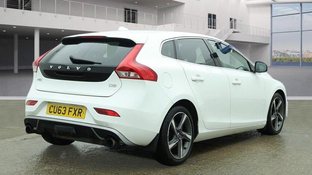 Used Volvo V40 2013 for sale - 77989496: Photo 3