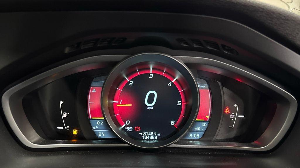 Used Volvo V40 2013 for sale - 77989496: Photo 7