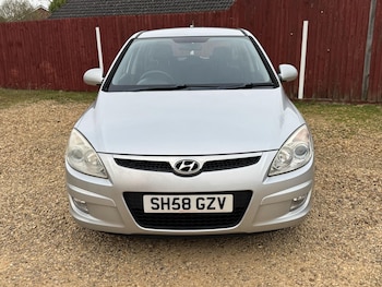 Used Hyundai i30 2008 for sale - 77989493: Photo