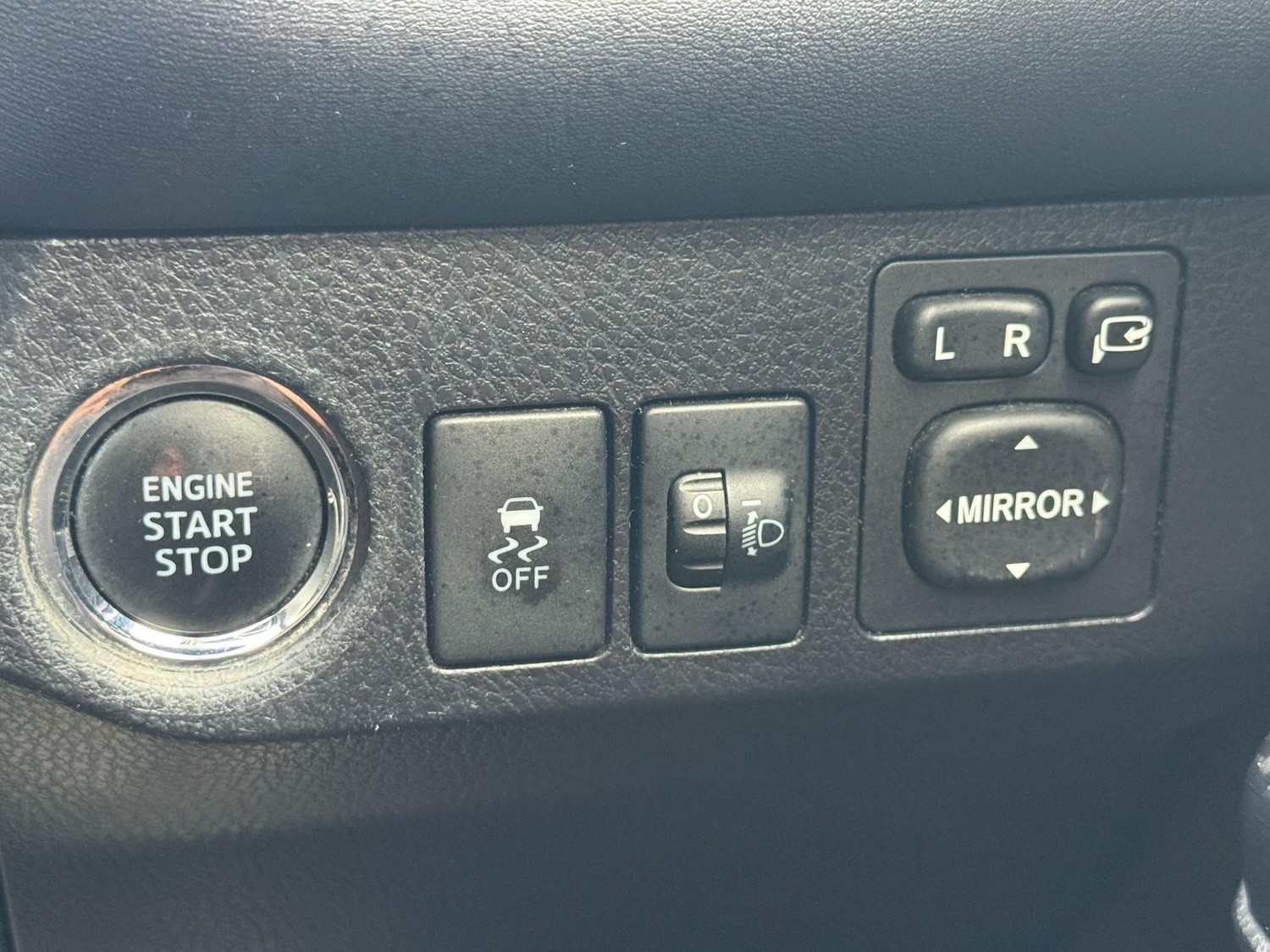 Used Toyota RAV4 2013 for sale - 78128695: Photo 33