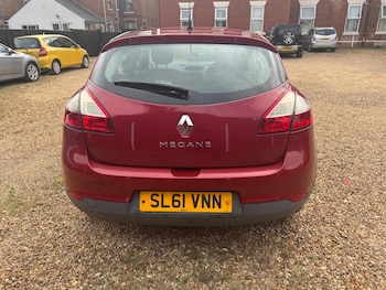 Used Renault Megane 2011 for sale - 79362826: Photo