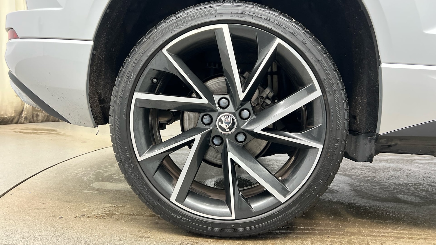 Used Skoda Karoq 2023 for sale - 77792988: Photo 15