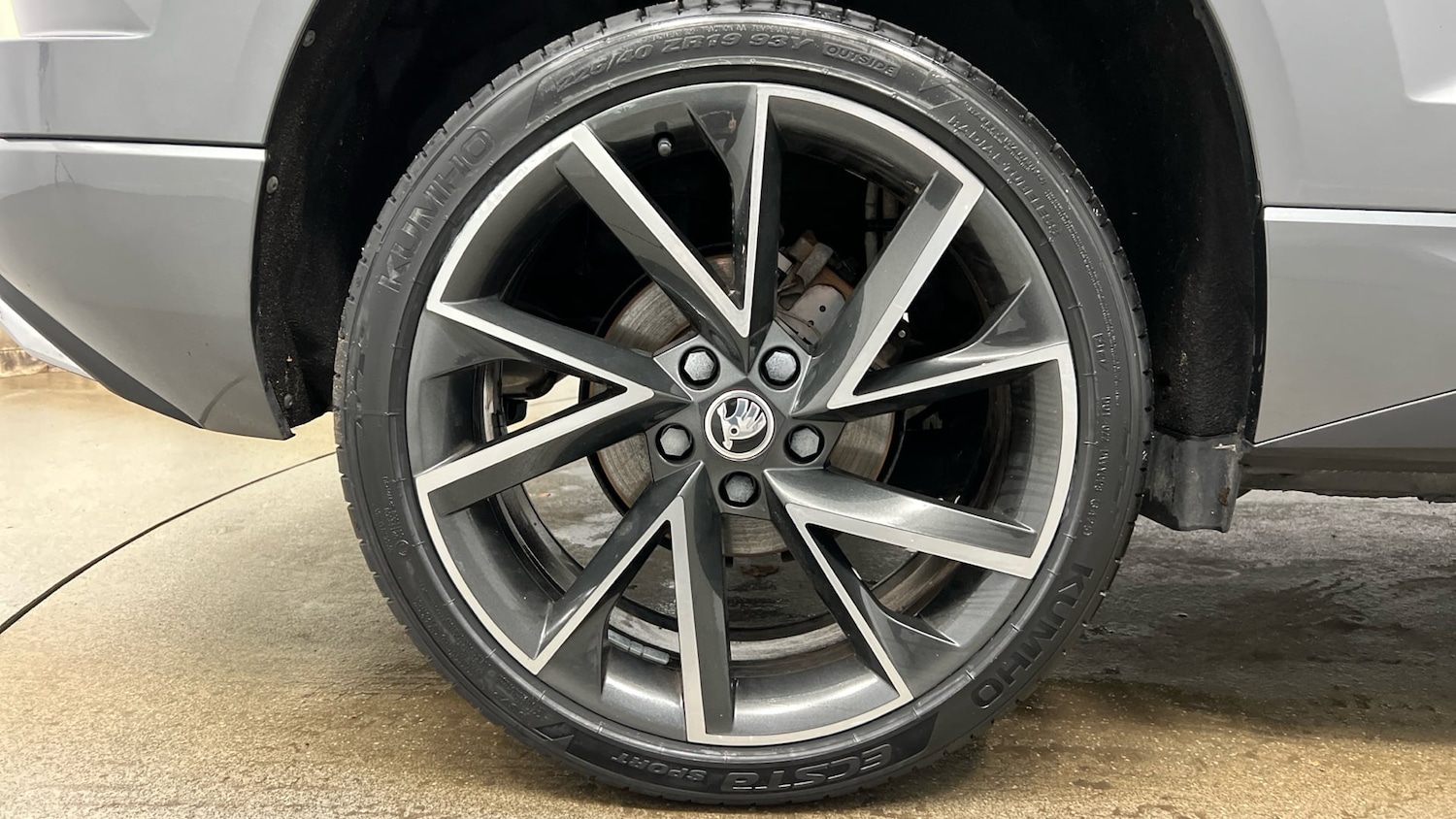 Used Skoda Karoq 2024 for sale - 77264615: Photo 15