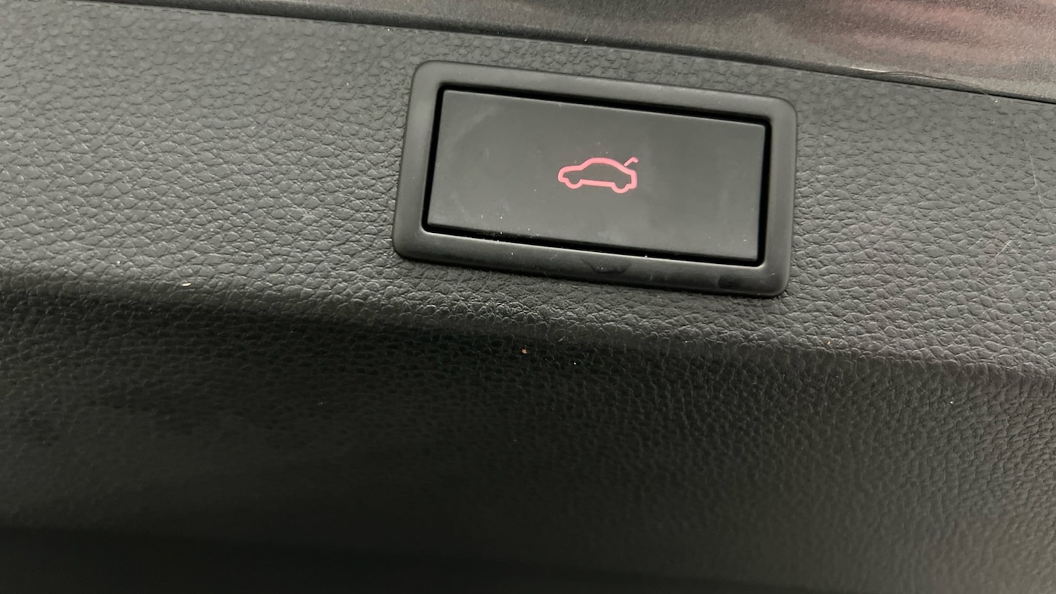 Used Skoda Karoq 2024 for sale - 77264615: Photo 24